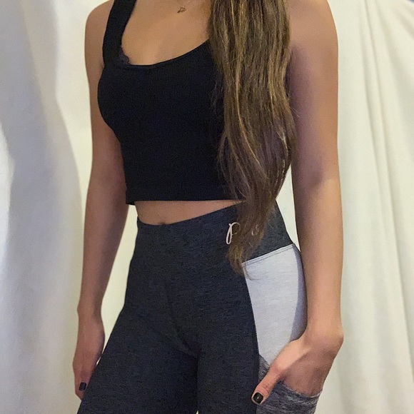 NWOT PINK LEGGINGS - Picture 2 of 3